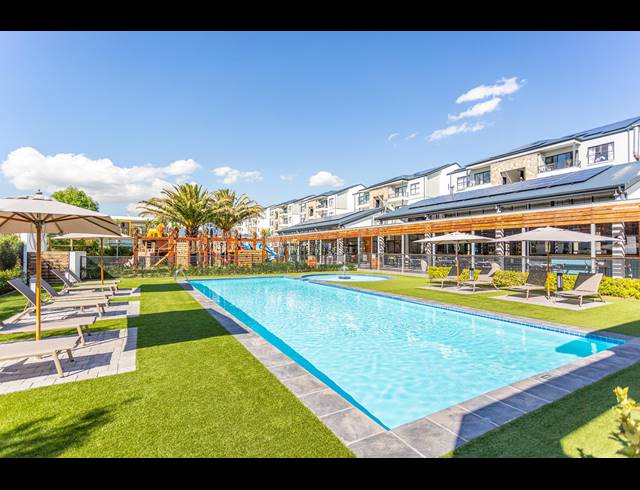 3 BEDROOM APARTMENT FOR SALE IN RICHWOOD